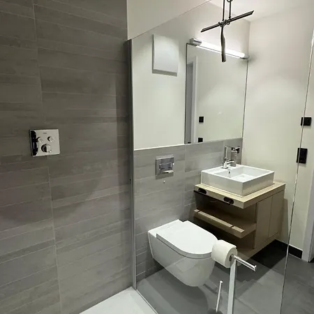 Feriehus Reetlodge Fleesensee