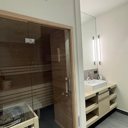 Reetlodge Fleesensee Feriehus Göhren-Lebbin