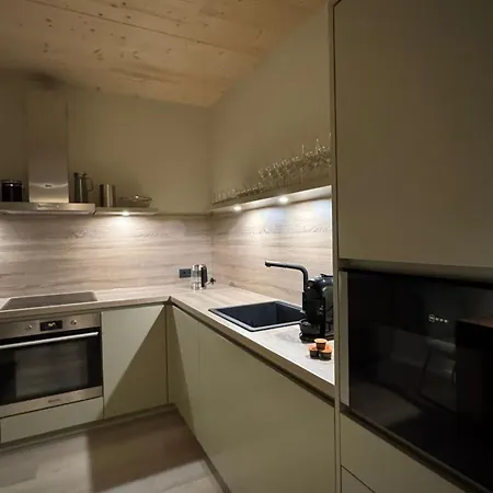 Ferienhaus Reetlodge Fleesensee Göhren-Lebbin