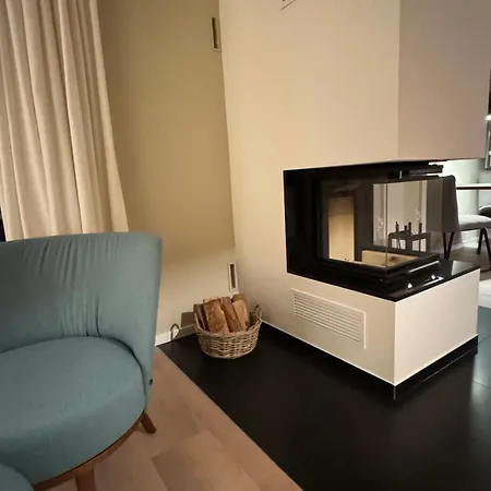 Reetlodge Fleesensee Feriehus Göhren-Lebbin